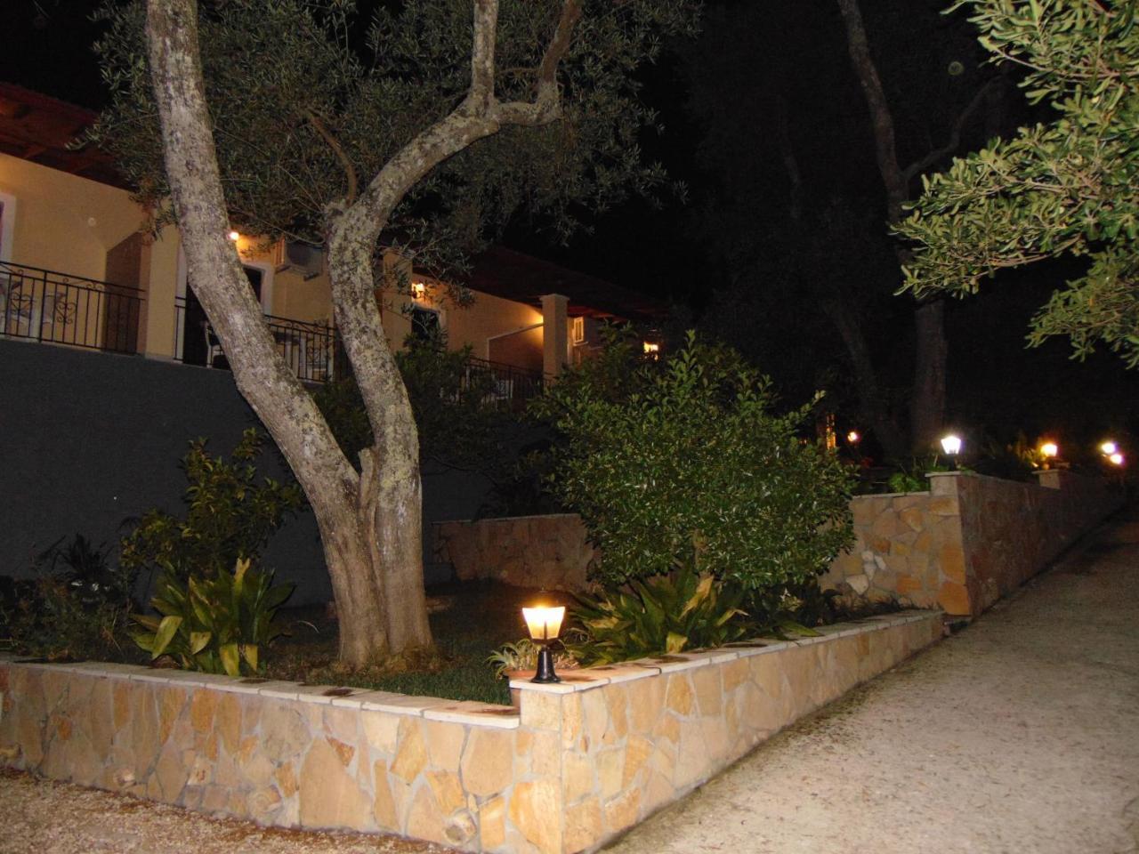 Villa Eleni - Studios لياباديس المظهر الخارجي الصورة
